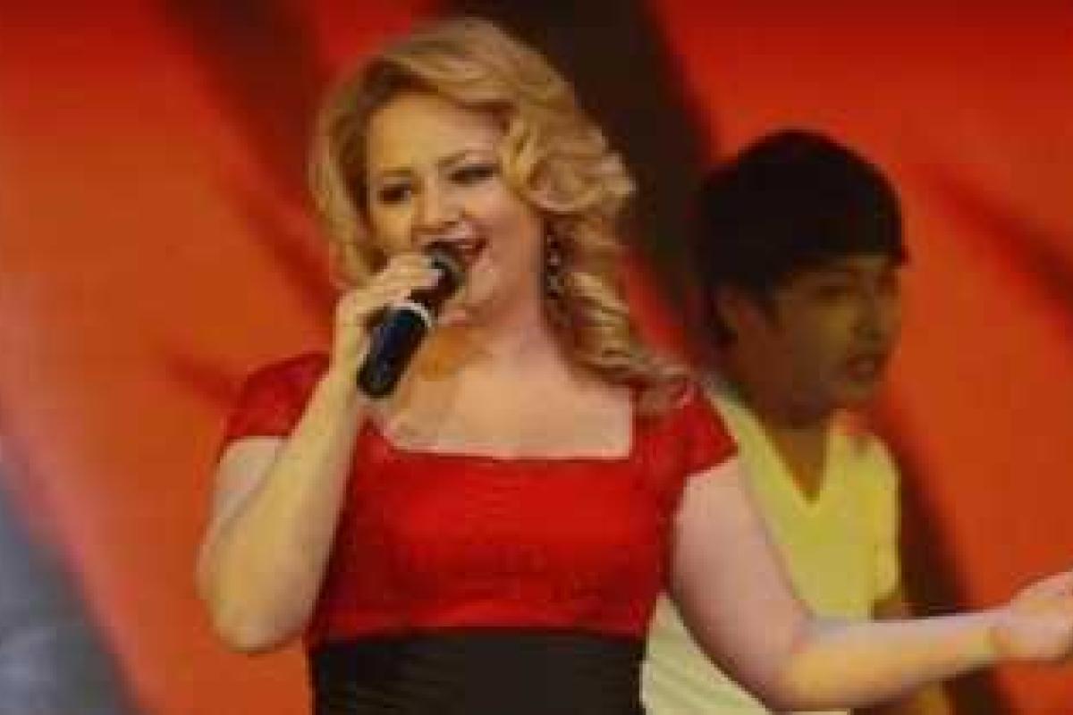 Певица Василя Фаттахова скончалась в реанимации через месяц после рождения второго ребенка