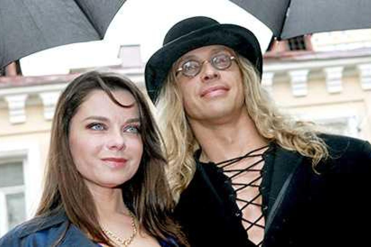 Звездная пара Наталья Королева и Тарзан встретили новогоднюю ночь в сауне 