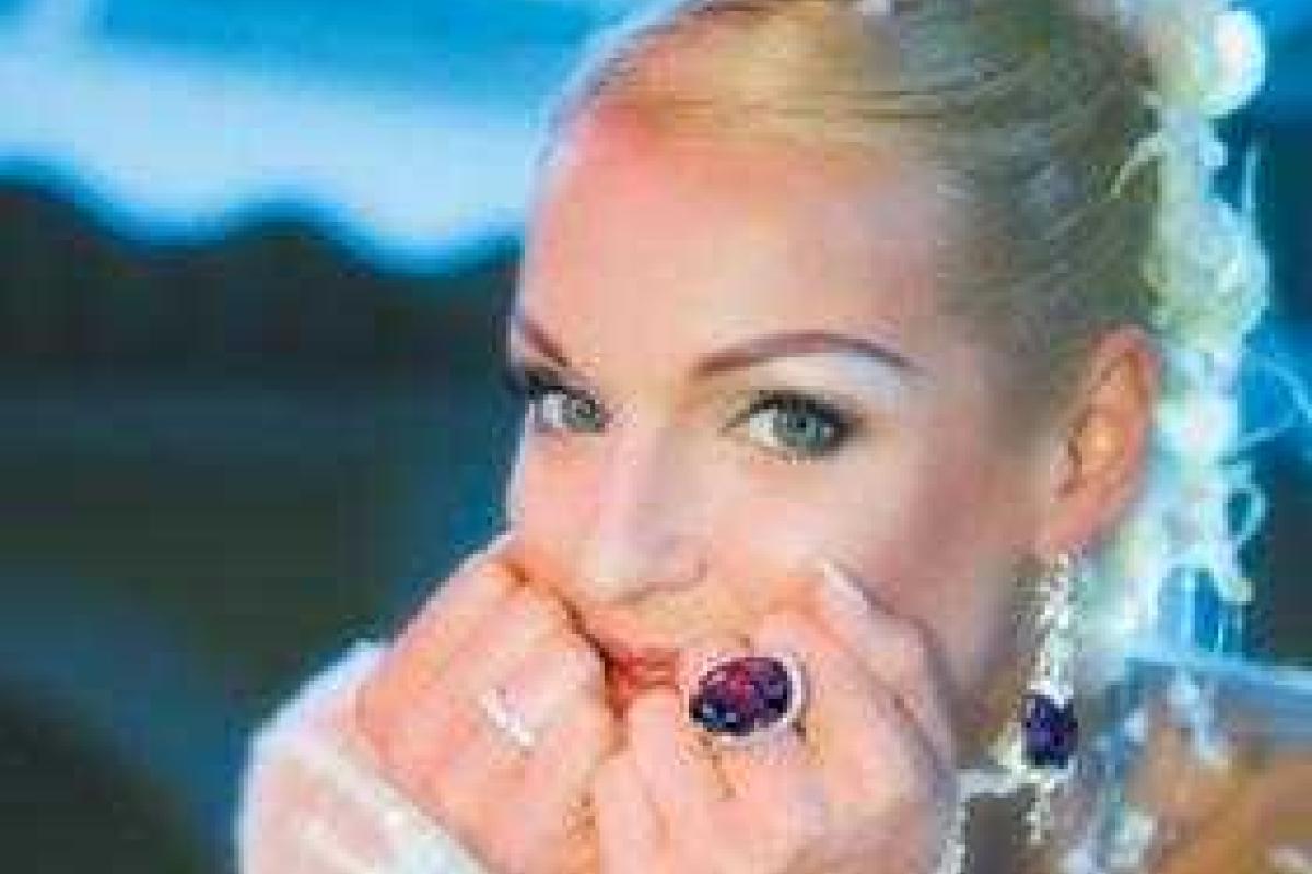 Среди поклонников Анастасии Волочковой ходят слухи о скором замужестве балерины