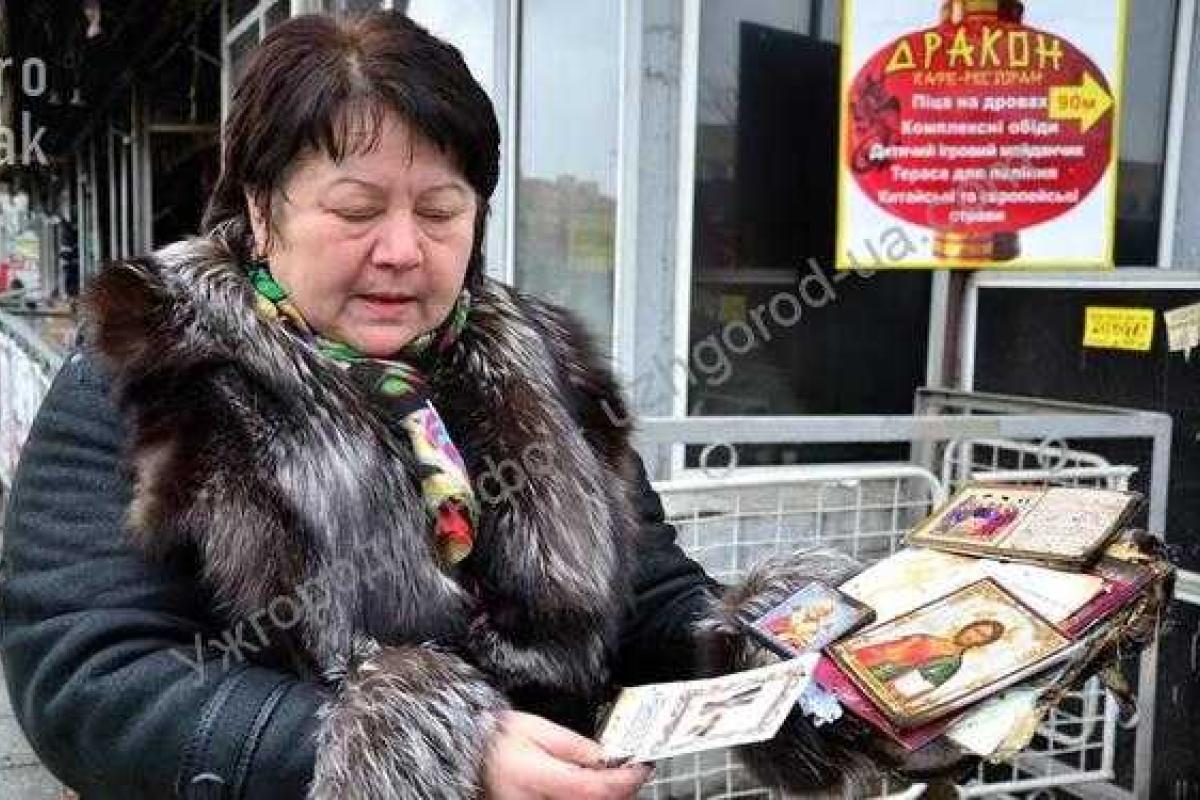 Адский пожар в универмаге Ужгорода уничтожил все вокруг: уцелели только иконы Адский пожар в универмаге Ужгорода уничтожил все вокруг: уцелели только иконы