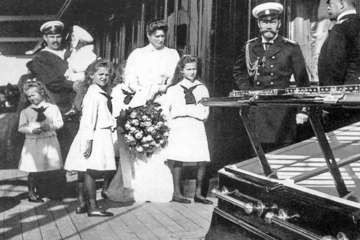 В РФ запланировали съемки российского аналога сериала "Игры престолов" о царской семье Романовых 