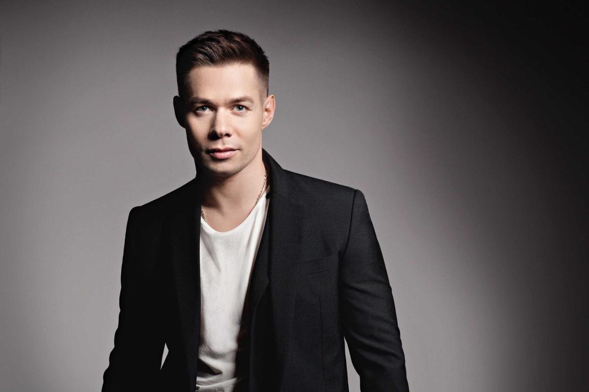 Певец Стас Пьеха выпустил книгу стихов "для взрослых"