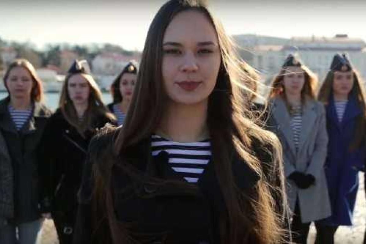 Очередная информационная атака России: студенты Крыма записали видеообращение к ООН о спасении мира от Америки Очередная информационная атака России: студенты Крыма записали видеообращение к ООН о спасении мира от Америки