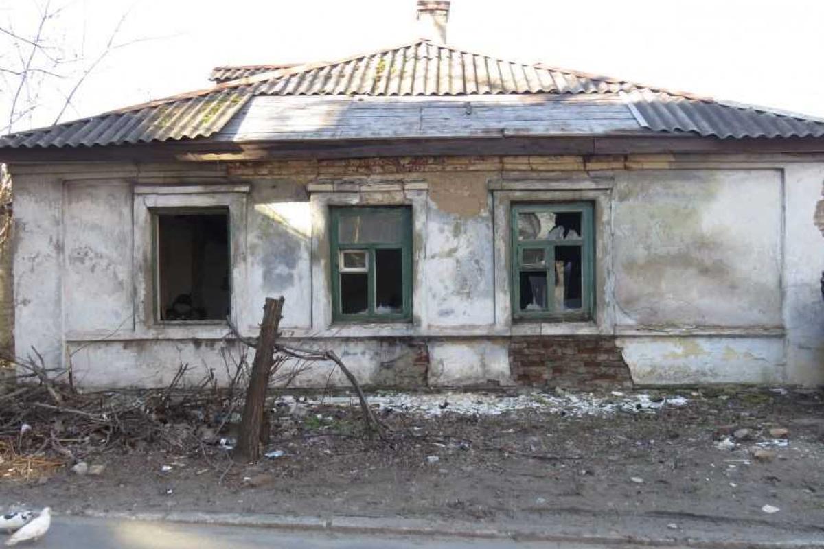 Власти Мариуполя проводят работу по передаче заброшенных домовладений в городскую собственность
