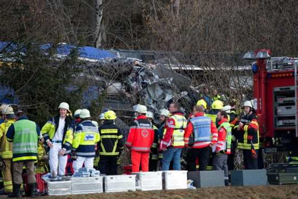 Стала известна предварительная причина столкновения пассажирских поездов в Германии