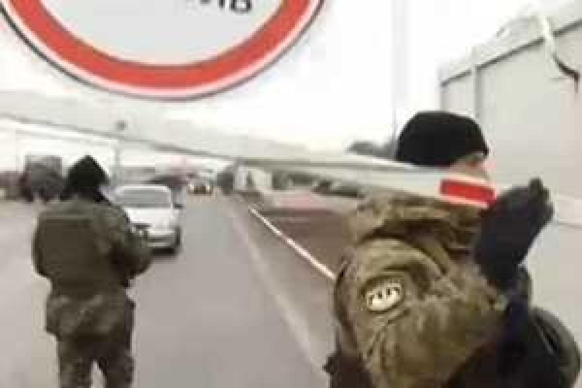 Жители "ДНР" не довольны ограничениями на ввоз в "республику" товаров и продуктов Жители "ДНР" не довольны ограничениями на ввоз в "республику" товаров и продуктов