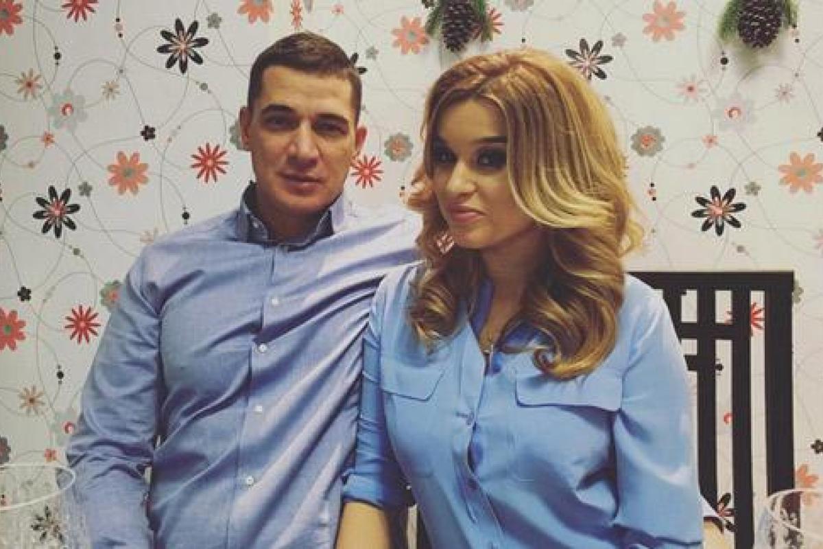 Телеведущая Ксения Бородина поделилась с фанатами снимком младшей дочери