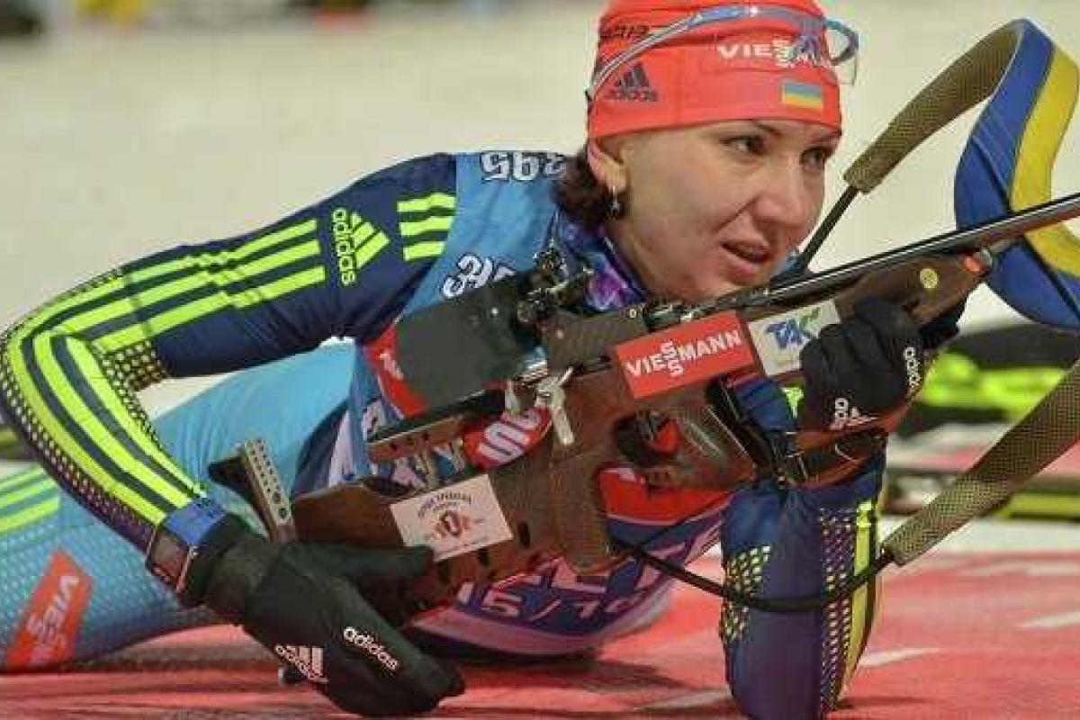 Украинская биатлонистка Елена Пидгрушная завоевала золото в Канаде Украинская биатлонистка Елена Пидгрушная завоевала золото в Канаде