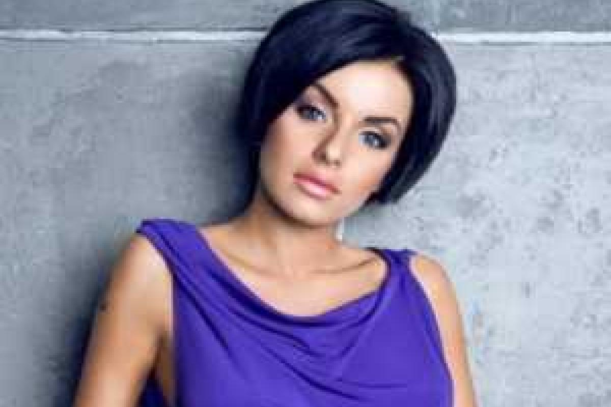 Экс-солистка группы "Тату" улетела с детьми на отдых в Таиланд