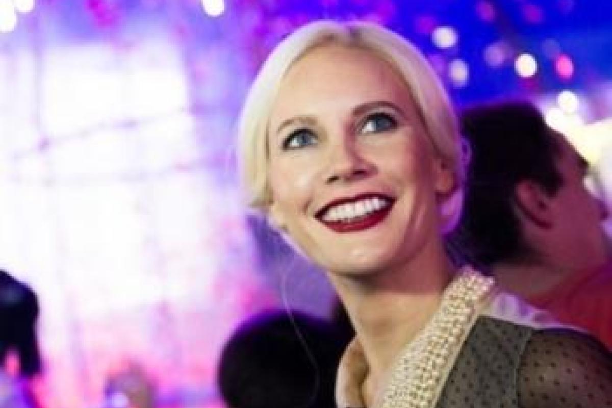 Звезда шоу "Ревизорро" телеведущая Елена Летучая решила выйти замуж