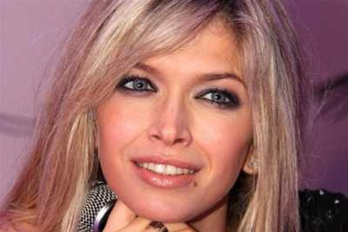 Певица Вера Брежнева порадовала преданных поклонников новым нежным снимком