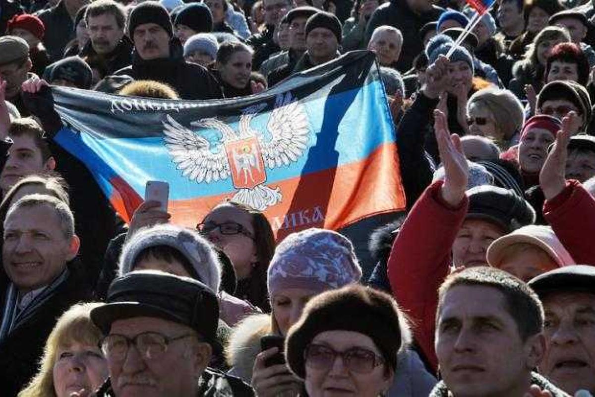 Нардеп от фракции "Народный фронт" предлагает провести референдум относительно Донбасса Нардеп от фракции "Народный фронт" предлагает провести референдум относительно Донбасса