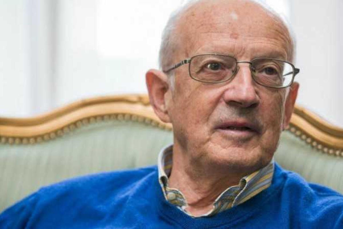 Пионтковский: Силовики хотят закрыть "проект Кадырова", Россию ждет политическая перезагрузка Пионтковский: Силовики хотят закрыть "проект Кадырова", Россию ждет политическая перезагрузка