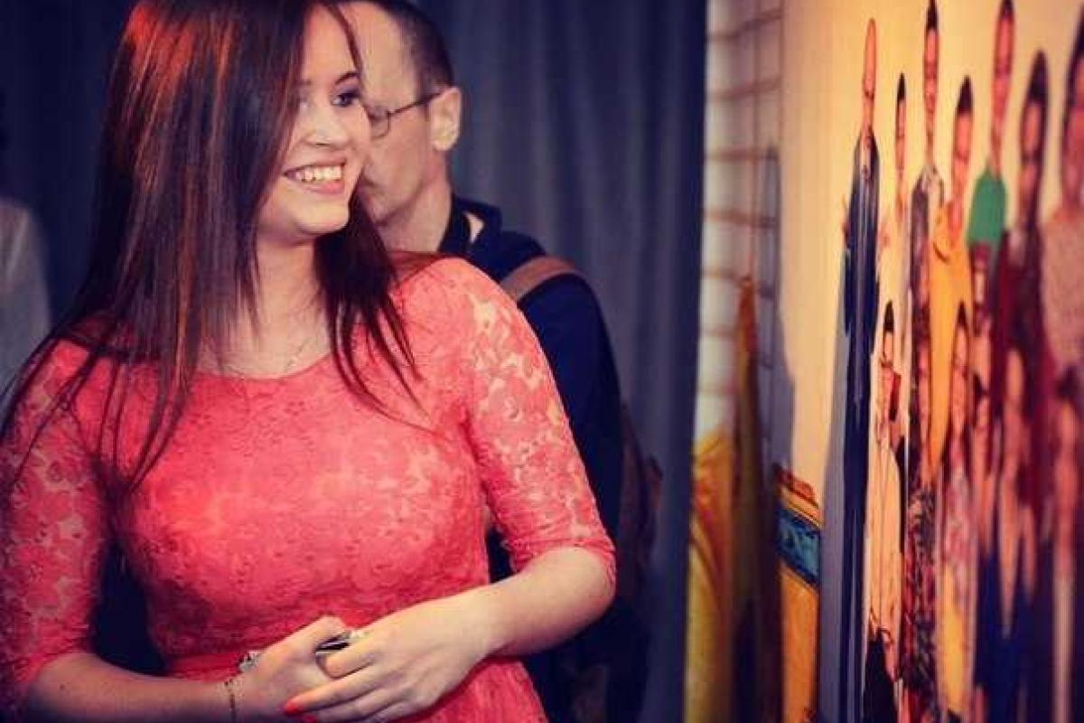 Звезда сериала "Физрук" ошеломила фанатов стройной фигурой, сбросив 16 килограммов Звезда сериала "Физрук" ошеломила фанатов стройной фигурой, сбросив 16 килограммов