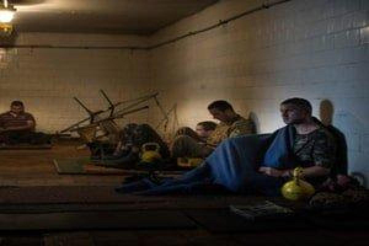 Геращенко: боевики "ДНР" и "ЛНР" прекратили пытки военнопленных и заложников Геращенко: боевики "ДНР" и "ЛНР" прекратили пытки военнопленных и заложников