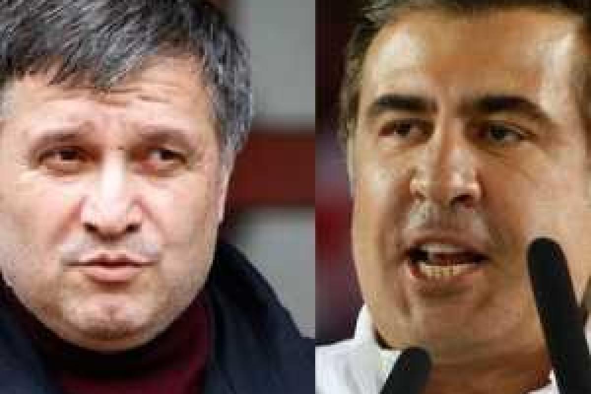 Аваков: перед тем как публично назвать меня вором, Саакашвили предлагал мне должность премьера Аваков: перед тем как публично назвать меня вором, Саакашвили предлагал мне должность премьера
