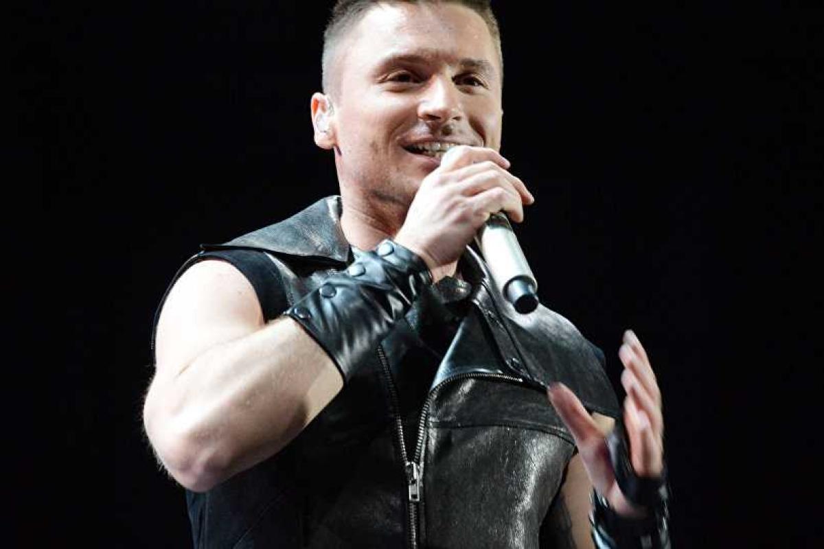 Певец Сергей Лазарев опубликовал тизер клипа на песню для "Евровидения-2016" Певец Сергей Лазарев опубликовал тизер клипа на песню для "Евровидения-2016"