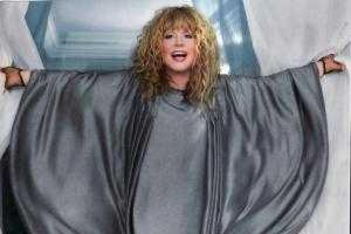 Алла Пугачева продолжает восхищать поклонников переменами во внешности