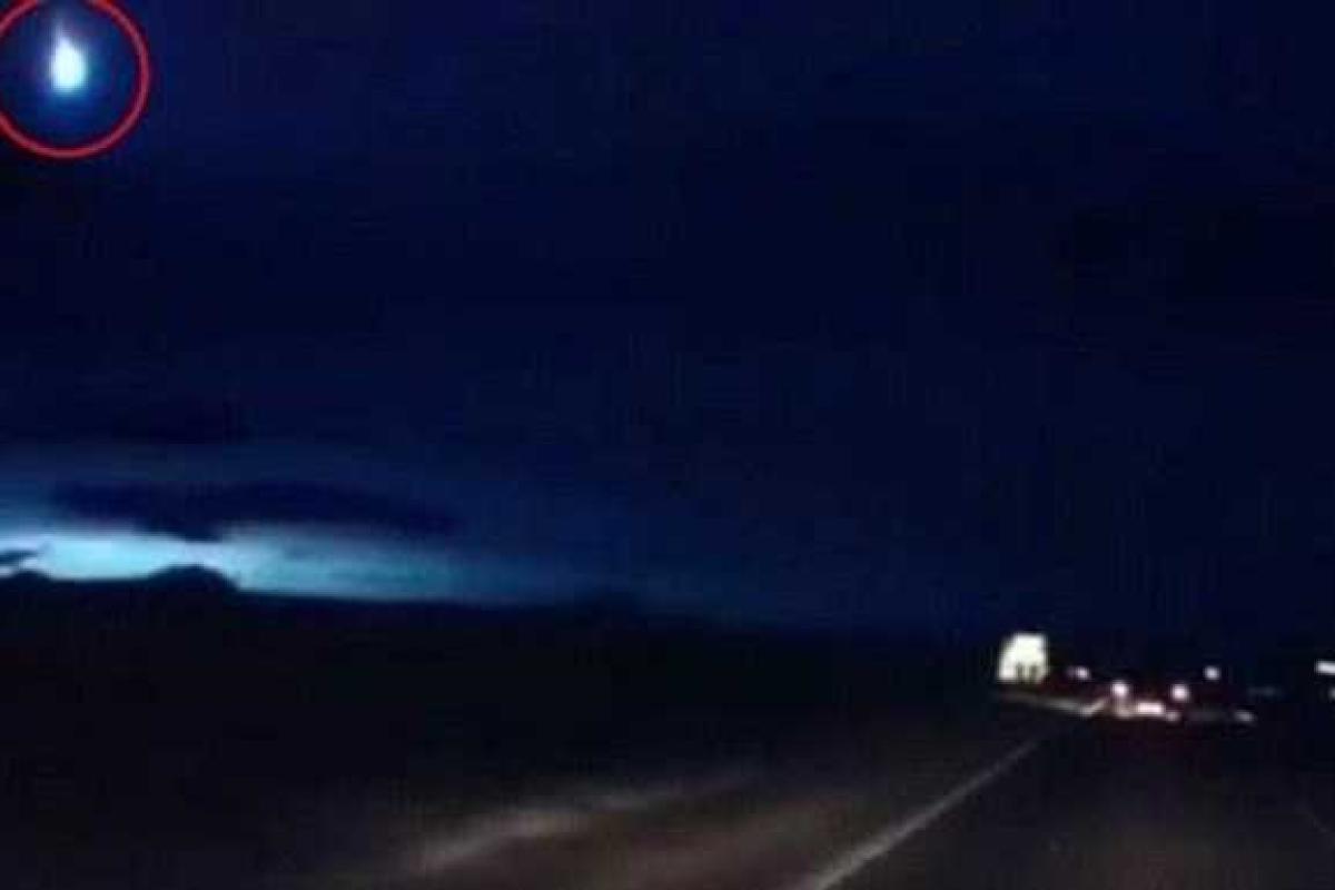 Жителей Шотландии напугал пролетевший в небе метеорит