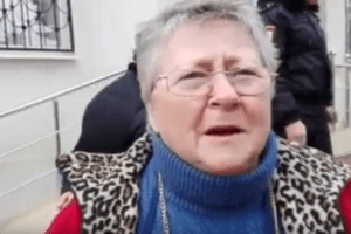 Россиянка жестко ответила Грэму Филлипсу: Мне стыдно за мою родину, мне стыдно за Россию