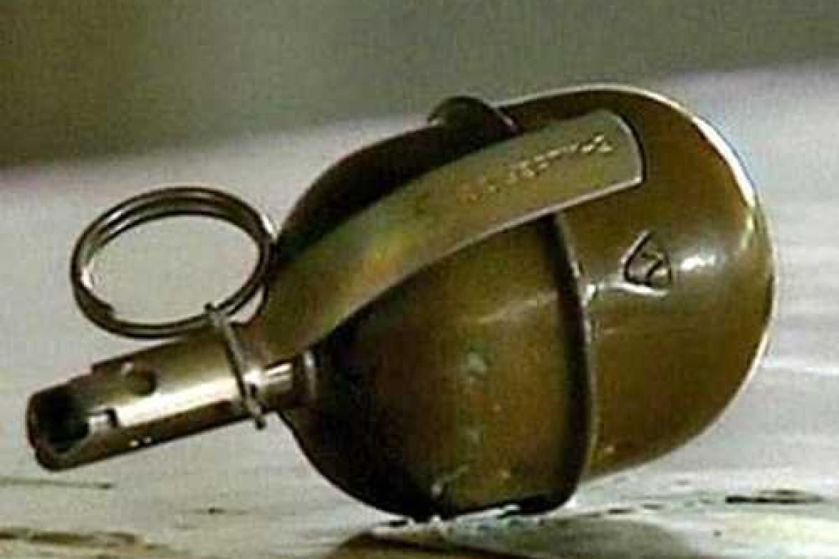 На полигоне под Харьковом офицер и курсант получили ранения при взрыве боевой гранаты На полигоне под Харьковом офицер и курсант получили ранения при взрыве боевой гранаты
