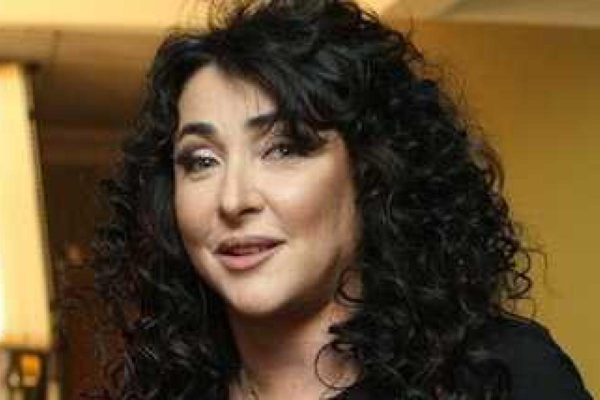 Лолита Милявская вышла на подиум и восхитила поклонников шикарной фигурой