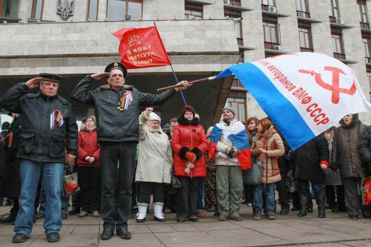 Донецк спустя два года после первых сепаратистских митингов: город умирает, дончане в отчаянии и безумно тоскуют Донецк спустя два года после первых сепаратистских митингов: город умирает, дончане в отчаянии и безумно тоскуют