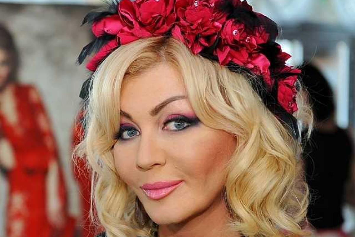 Певица Ирина Билык тайно вышла замуж Певица Ирина Билык тайно вышла замуж