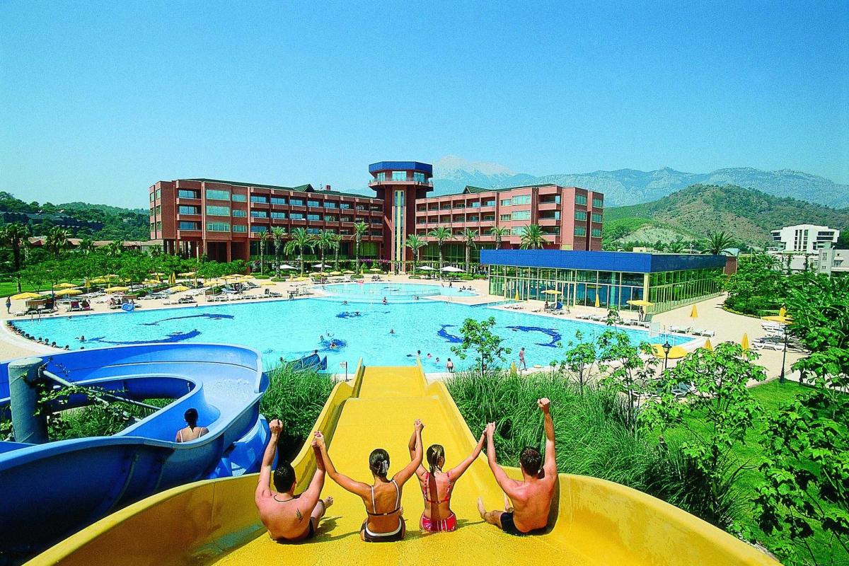 Турецкие курорты станут дешевле для граждан Украины - Порошенко