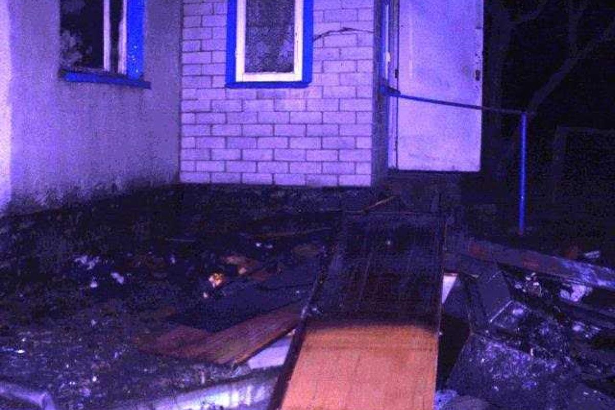 На Житомирщине алкоголь и курение стали причиной трагедии: на пожаре в частном доме погиб мужчина На Житомирщине алкоголь и курение стали причиной трагедии: на пожаре в частном доме погиб мужчина
