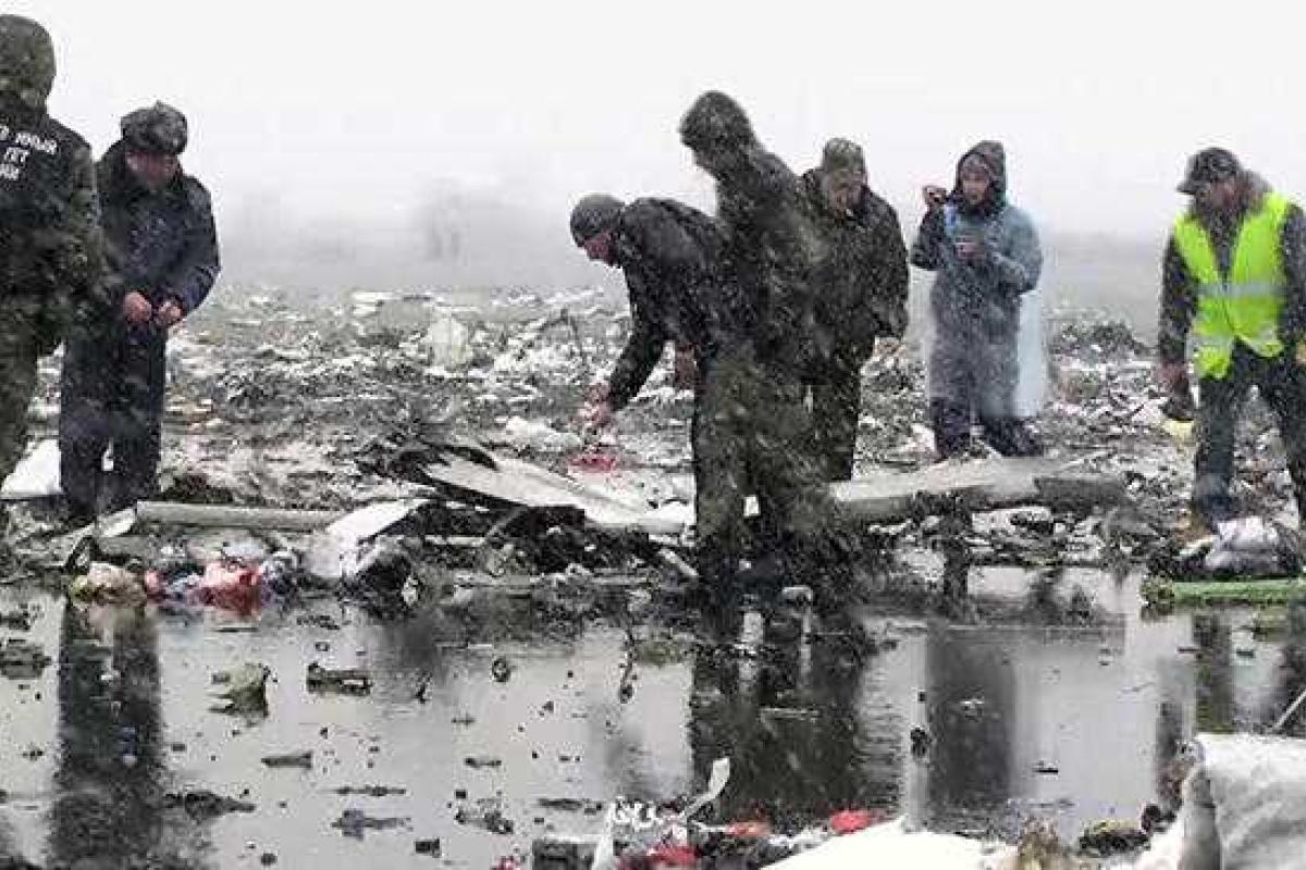 Российский военный эксперт о крушении "Боинга" в Ростове: Чудеса! Полоса не повреждена, воронки нет, следов нет... Российский военный эксперт о крушении "Боинга" в Ростове: Чудеса! Полоса не повреждена, воронки нет, следов нет...