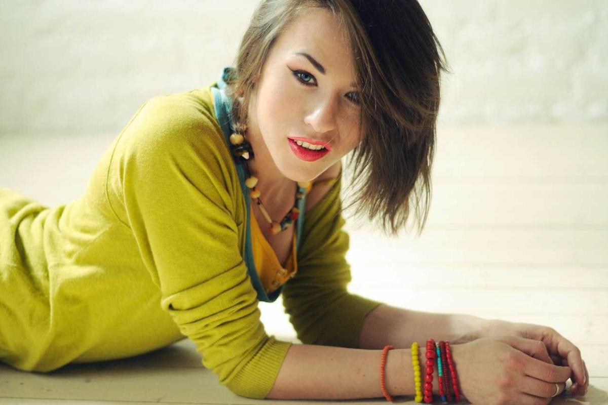 Солистка группы "IOWA" Катя Иванчикова вышла замуж Солистка группы "IOWA" Катя Иванчикова вышла замуж