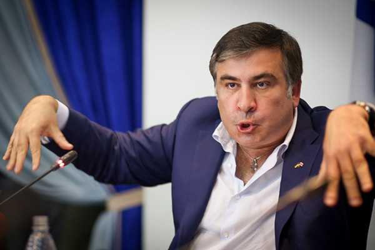 Саакашвили: Яценюк заврался и продолжает жить в параллельном измерении Саакашвили: Яценюк заврался и продолжает жить в параллельном измерении