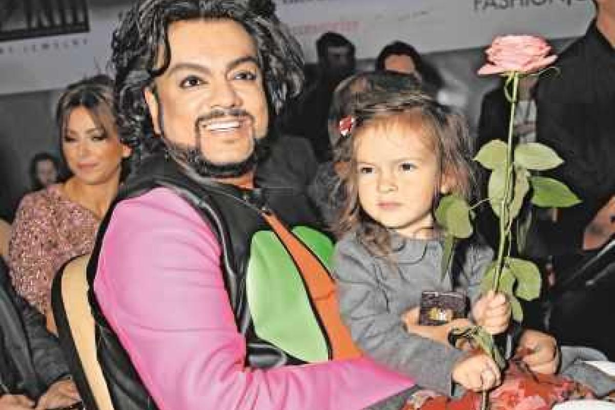 Филипп Киркоров признался, что маленька дочь Алла-Виктория любит светскую жизнь