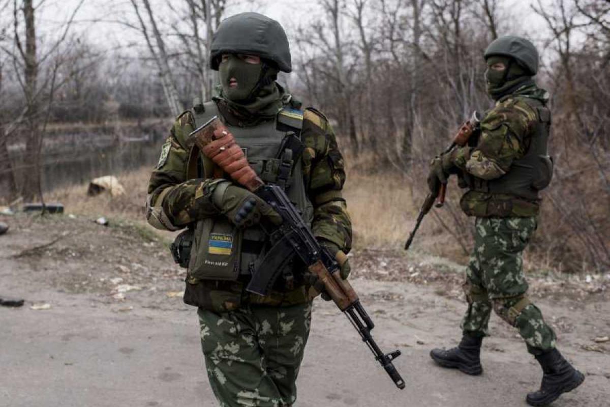 В зоне АТО ситуация обострилась: боевики 72 раза открывали огонь, используя минометы и артиллерию В зоне АТО ситуация обострилась: боевики 72 раза открывали огонь, используя минометы и артиллерию