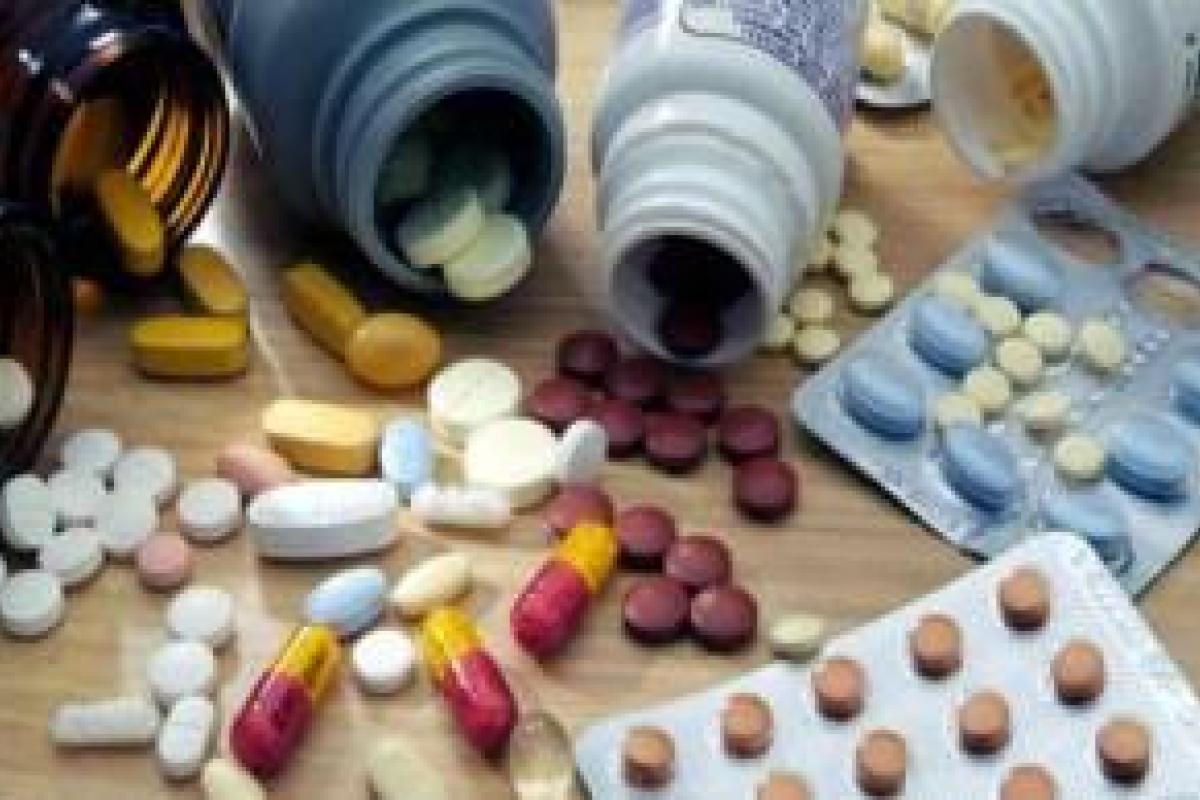 Власти "ЛНР" официально разрешили лечить жителей "республики" просроченными лекарствами