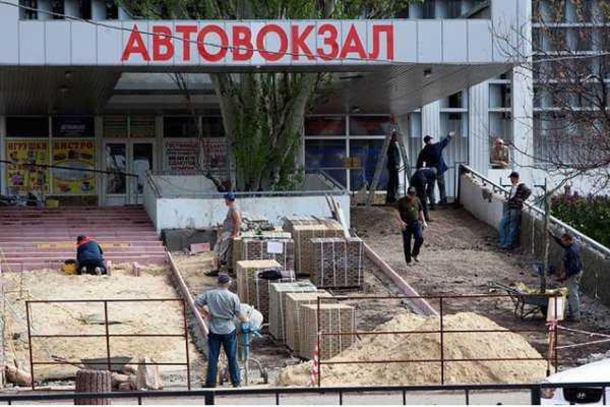 В оккупированном Луганске приступили к восстановлению автовокзала
