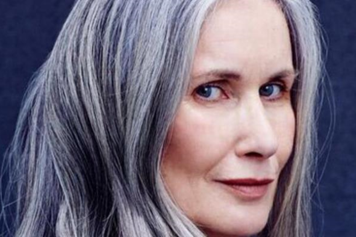 Британская модель Никола Гриффин в 56 лет стала звездой откровенной фотосессии для глянца "SLiNK" Британская модель Никола Гриффин в 56 лет стала звездой откровенной фотосессии для глянца "SLiNK"