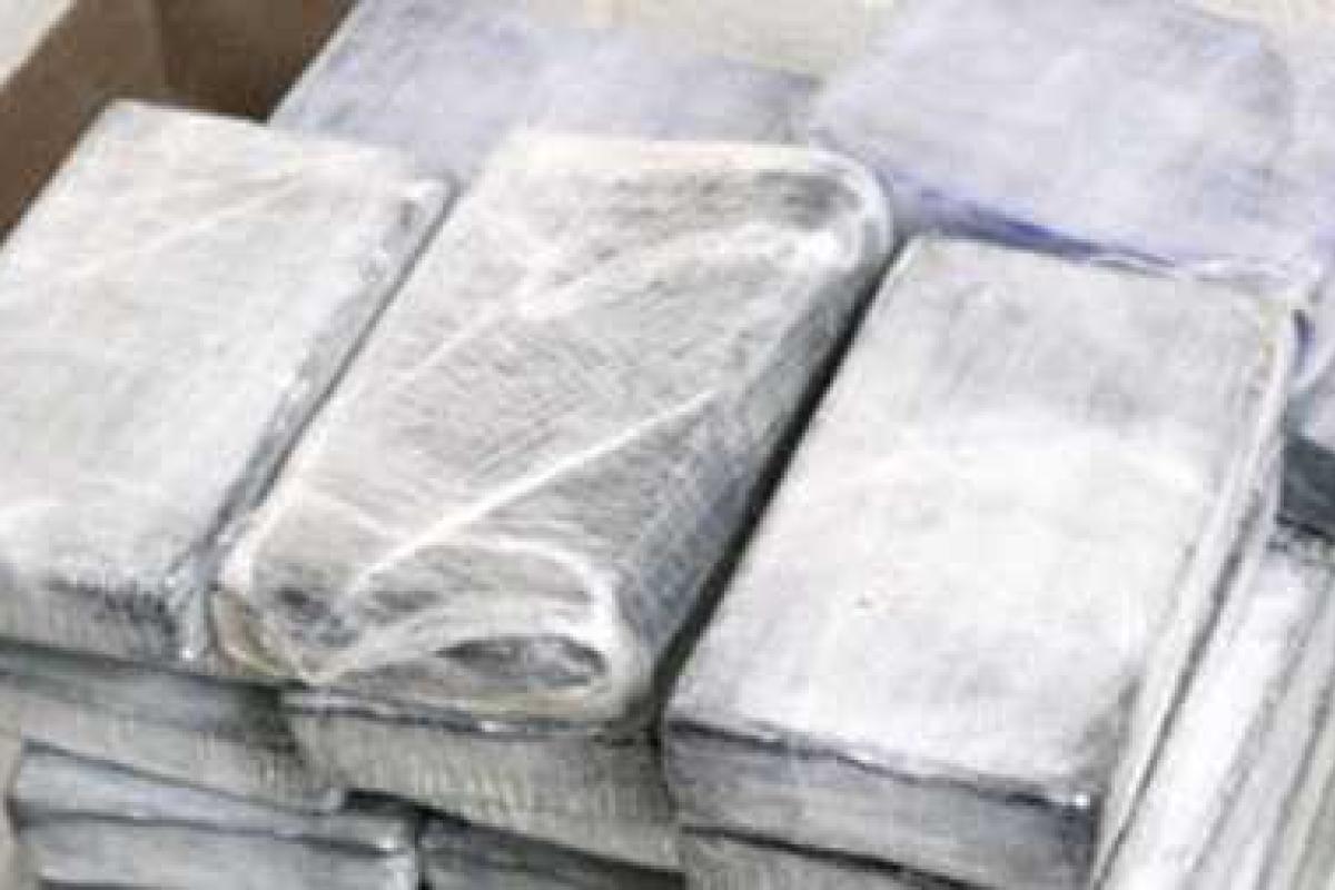 В Тихом океане ВМС Колумбии и США задержали подлодку с шестью тоннами кокаина