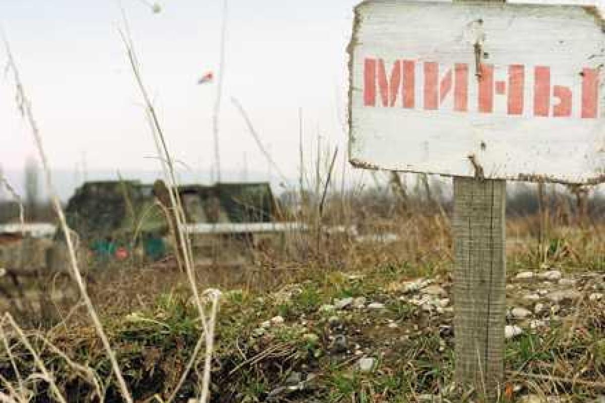 Планируемый КПВВ на Луганщине между Первомайском и Золотым заминирован - отчет ОБСЕ Планируемый КПВВ на Луганщине между Первомайском и Золотым заминирован - отчет ОБСЕ