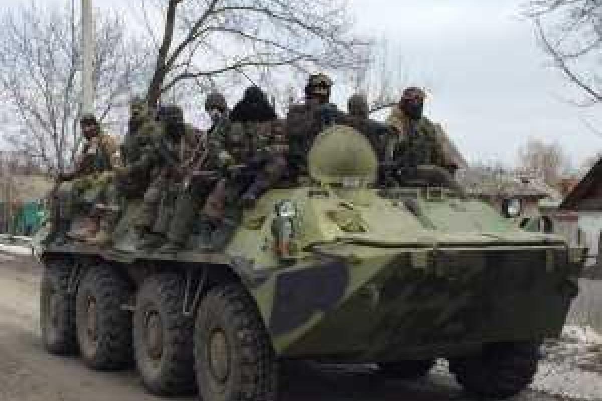 Российские командиры в бешенстве: боевики становятся неуправляемыми и угоняют военную технику у "сослуживцев" Российские командиры в бешенстве: боевики становятся неуправляемыми и угоняют военную технику у "сослуживцев"