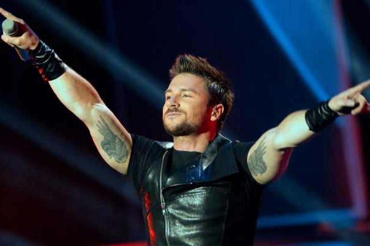 Сергей Лазарев объяснил свой обморок во время выступления в Питере