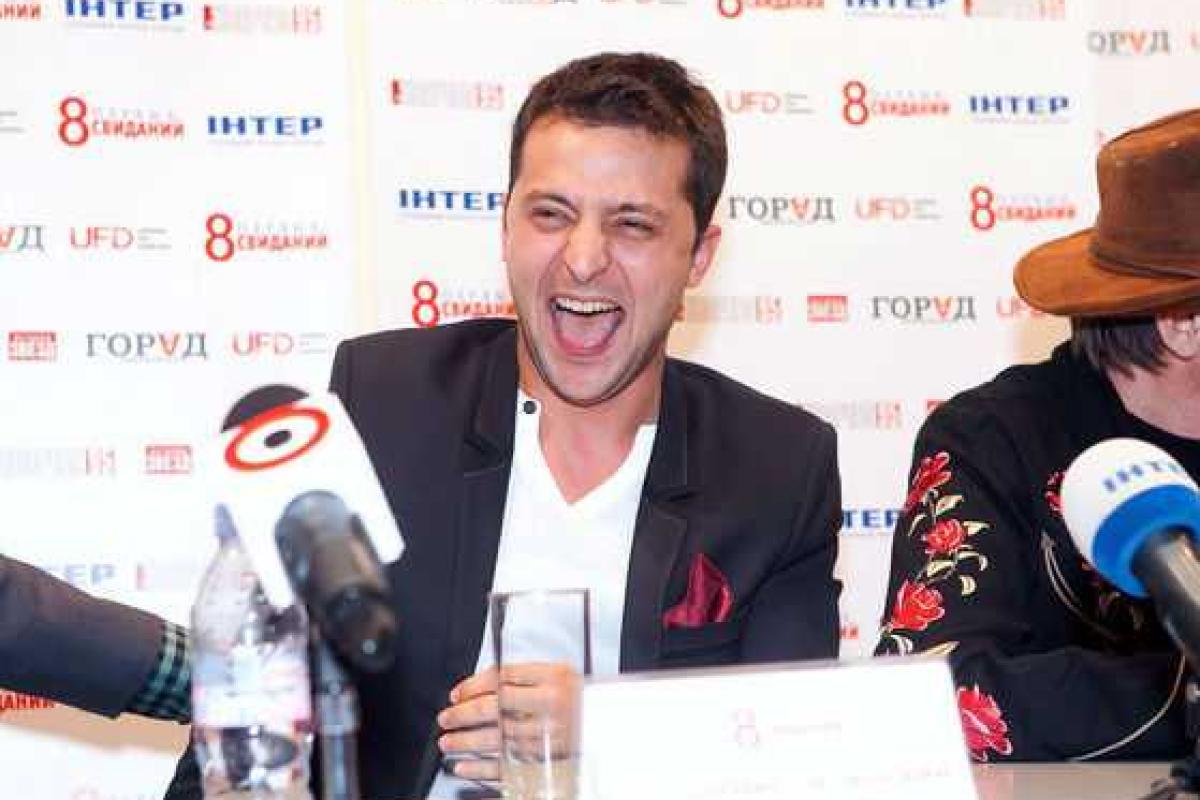 В Луганске директор кинотеатра "попал в немилость" за показ фильма с Зеленским в главной роли