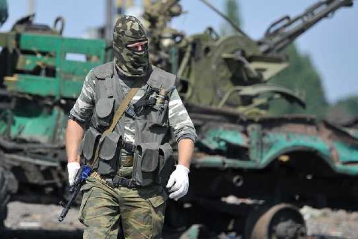Растет открытое возмущение местного населения в "ЛДНР": боевики по любому поводу открывают огонь в мирных заведениях Растет открытое возмущение местного населения в "ЛДНР": боевики по любому поводу открывают огонь в мирных заведениях