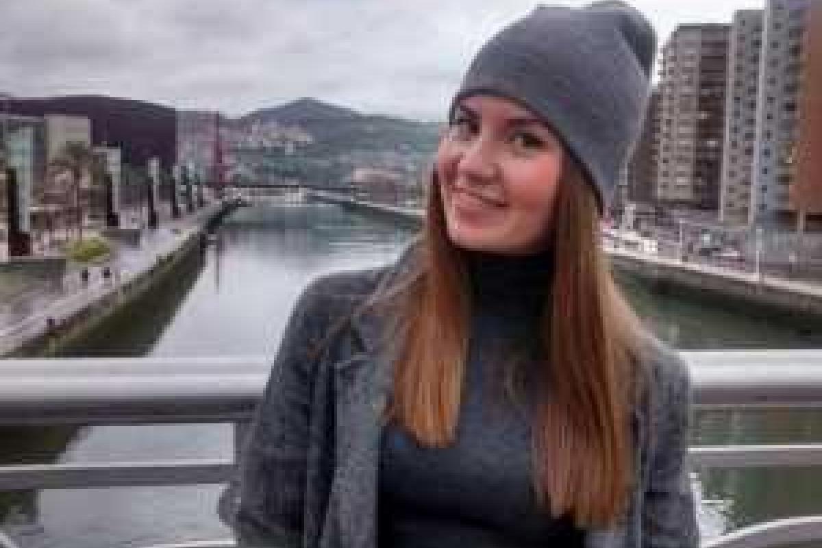 Российская туристка, полетевшая в Ниццу на отдых, была найдена мертвой в номере отеля