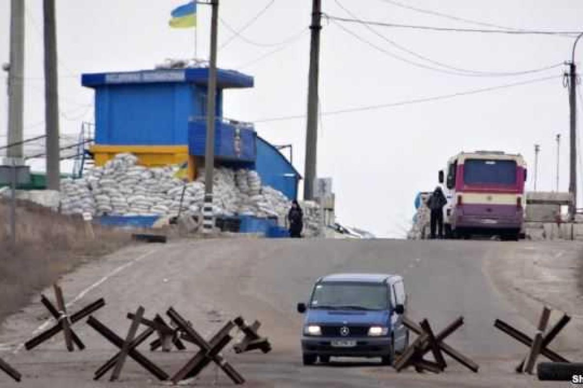 Жительница "ЛНР": Жизнь заставила и мы научились, как обойти "блокаду"