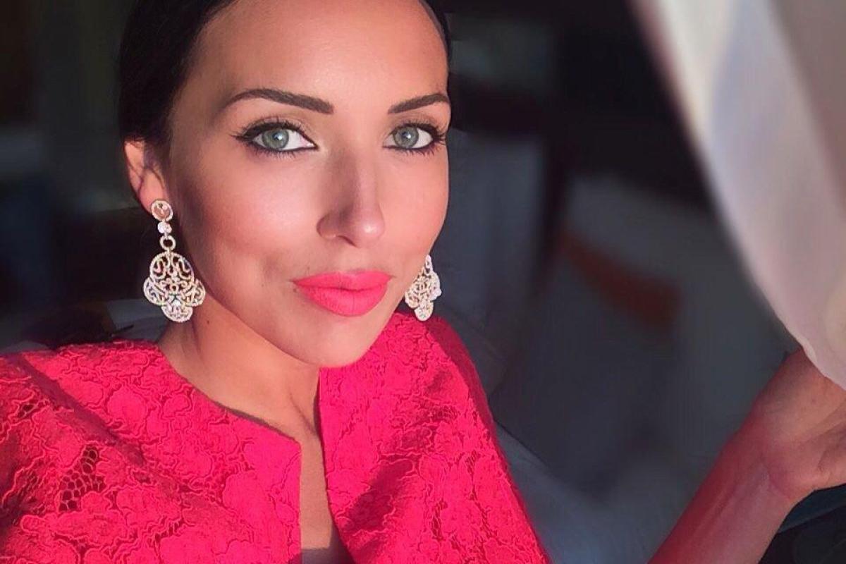 Певица Алсу призналась, что муж просит ее набрать вес