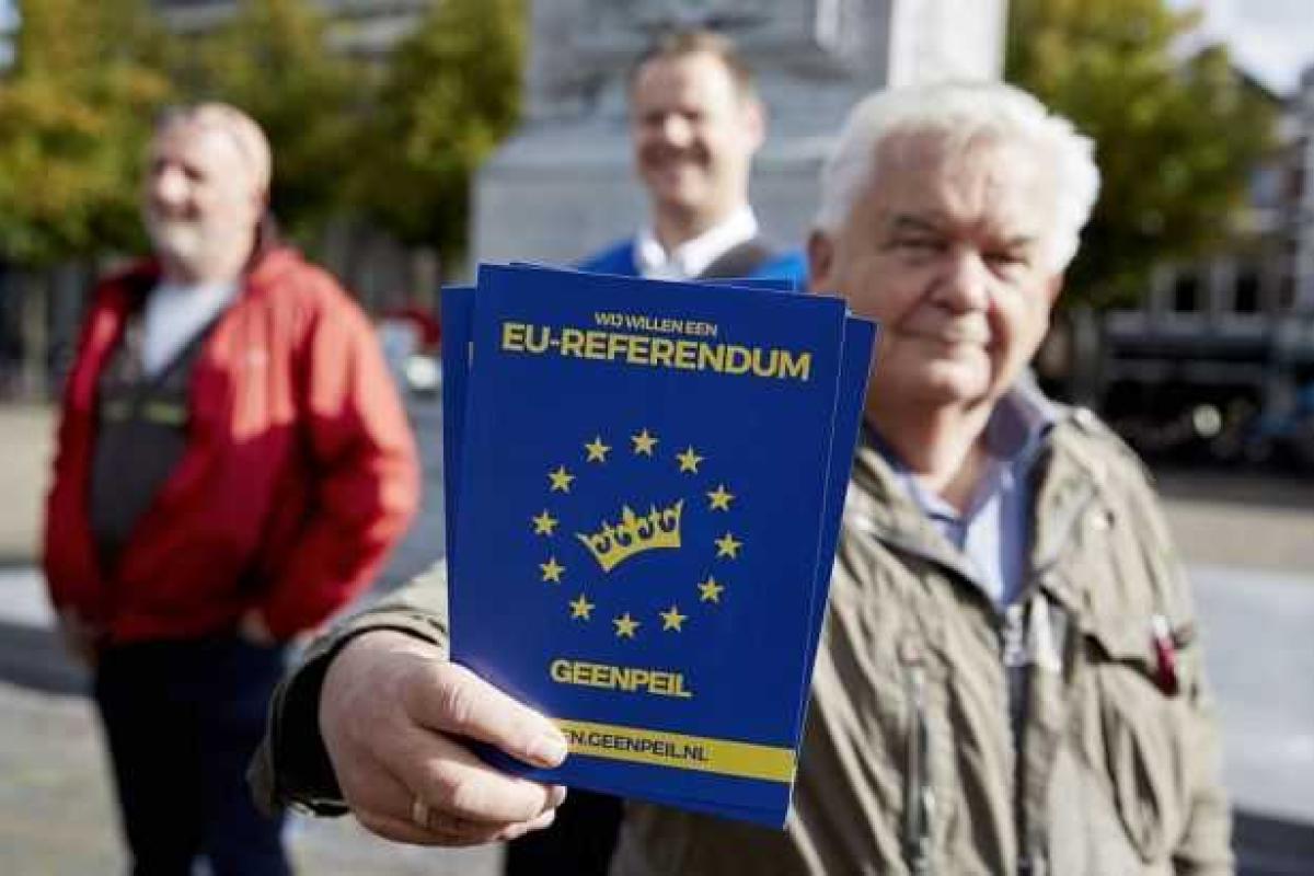 В Нидерландах стартовал референдум об Ассоциации Украины и Евросоюза