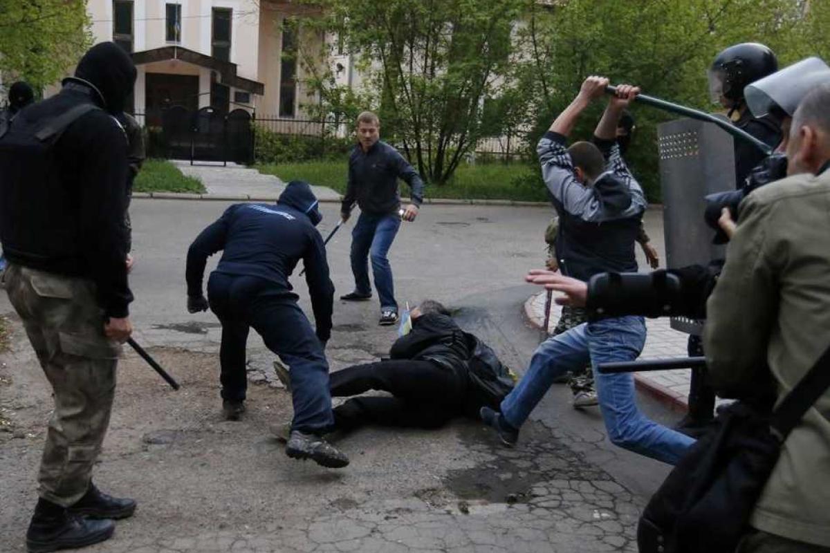 Казанский о митинге в Донецке: Били, чтобы убить, как мужчин, так и женщин. Мы этого не забудем никогда