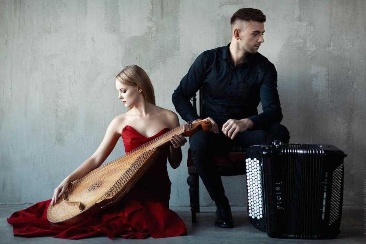 Сеть взорвал украинский дуэт, исполняющий композицию Вивальди на бандуре и баяне